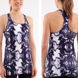 LULULEMON TANK TOP READ DESCRIPTION